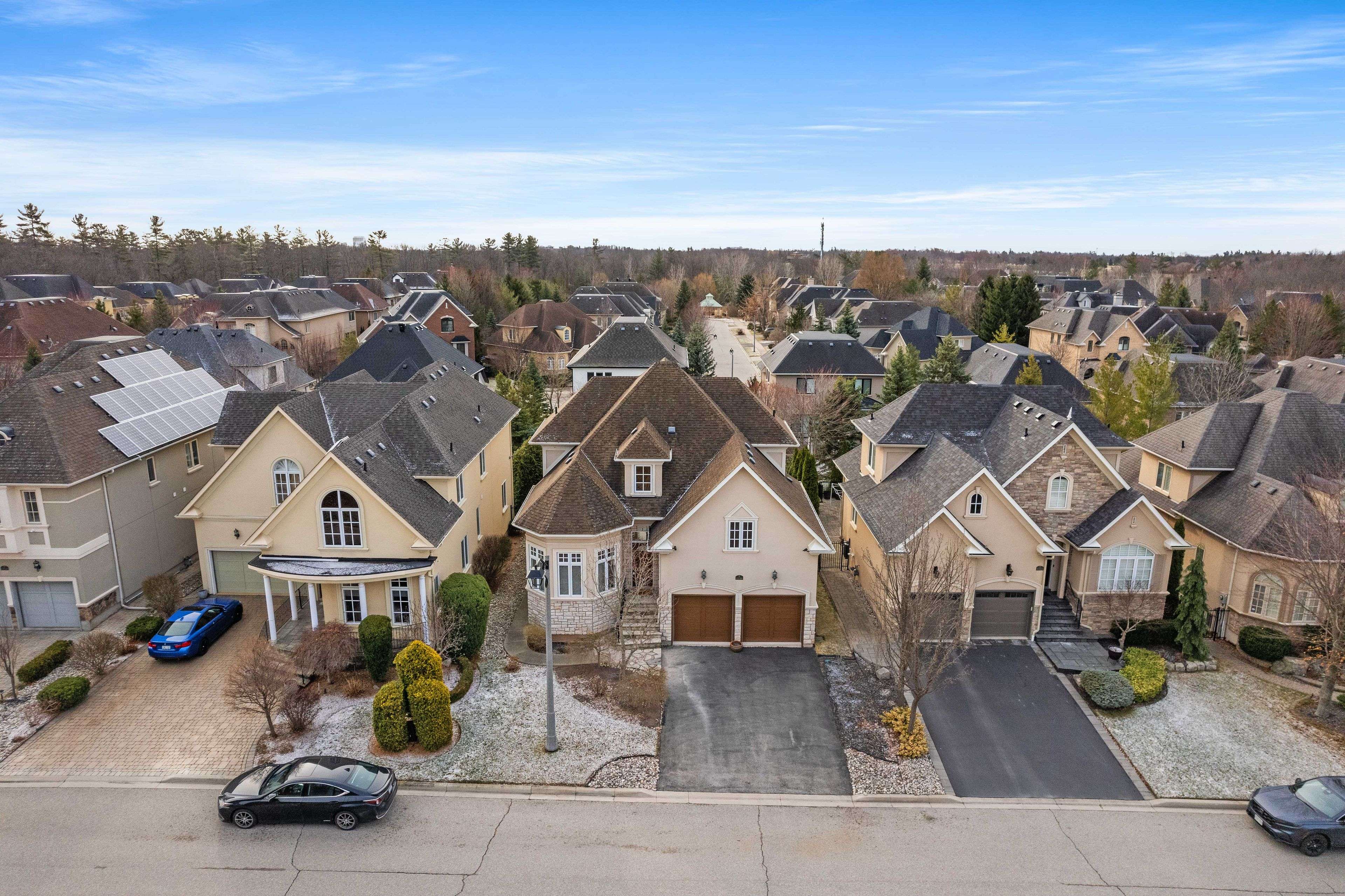 Oakville, ON L6H 6Z2,2238 Providence RD E