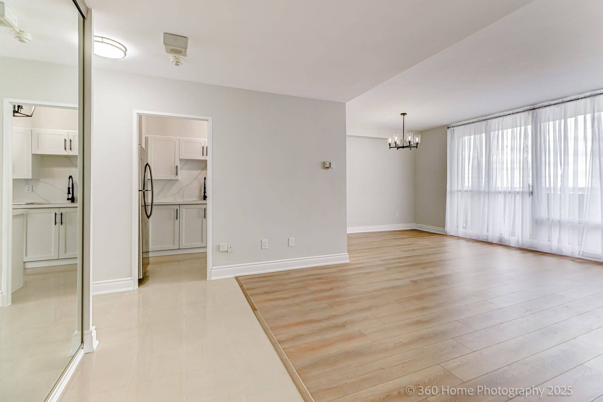 Toronto E03, ON M4C 5L6,5 Massey SQ #Ph06