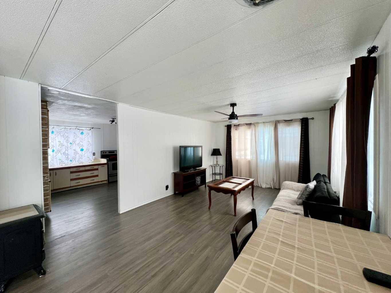 Calgary, AB T3B5N5,3223 83 ST NW #239