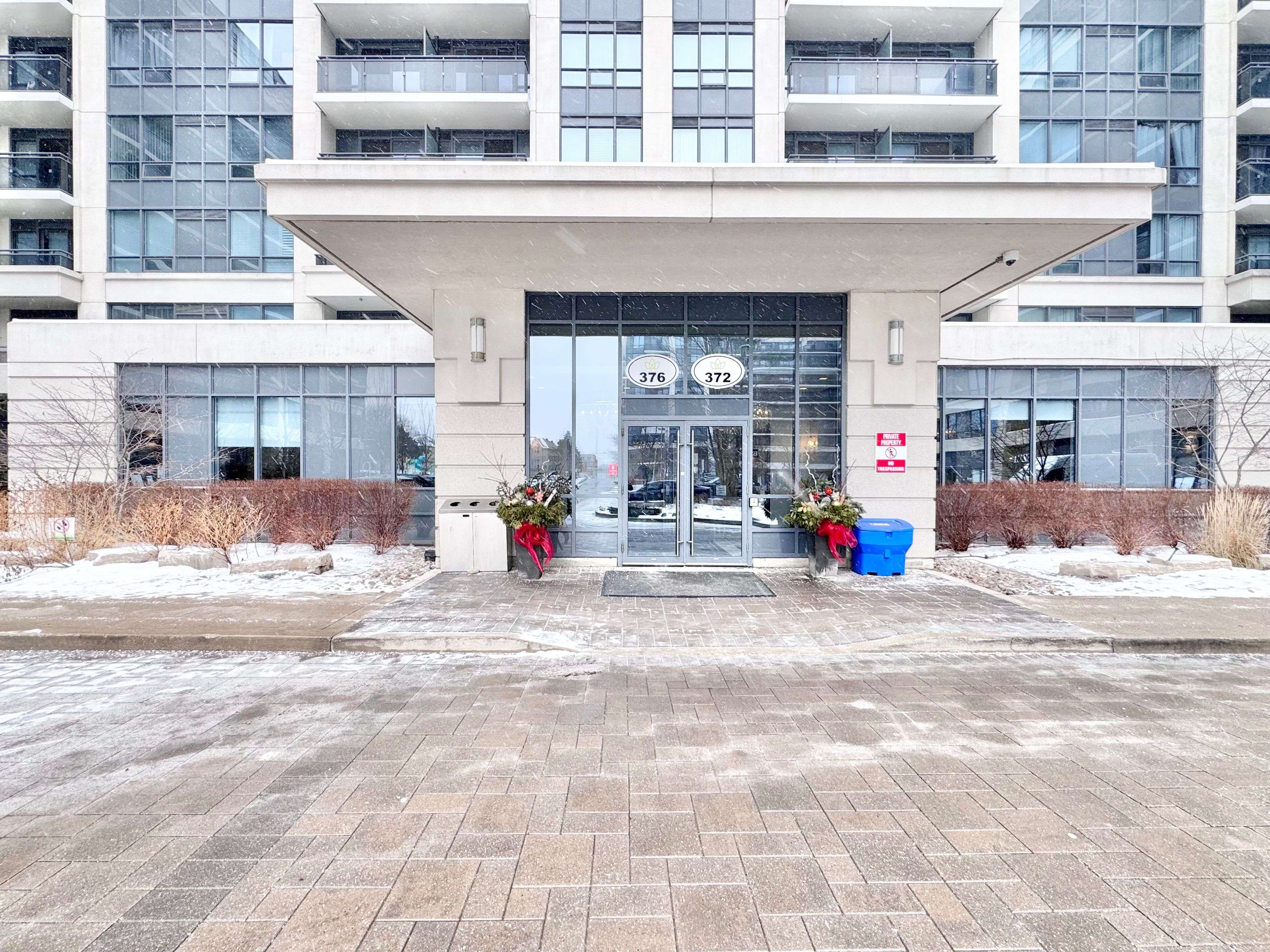 Richmond Hill, ON L4B 0C6,372 Hwy 7 N/A E #126