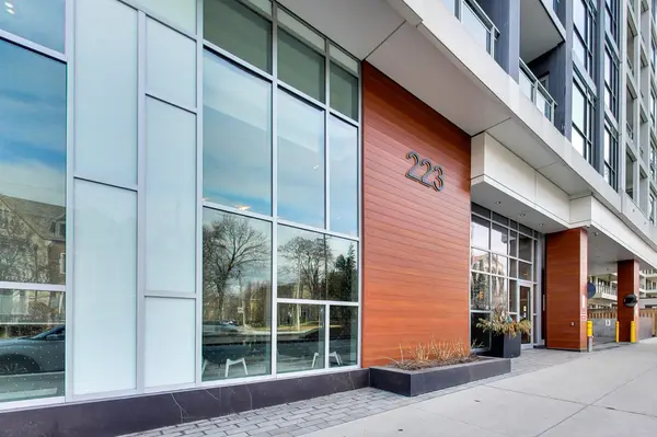 223 St. Clair AVE W #1109*, Toronto C02, ON M4V 0A5