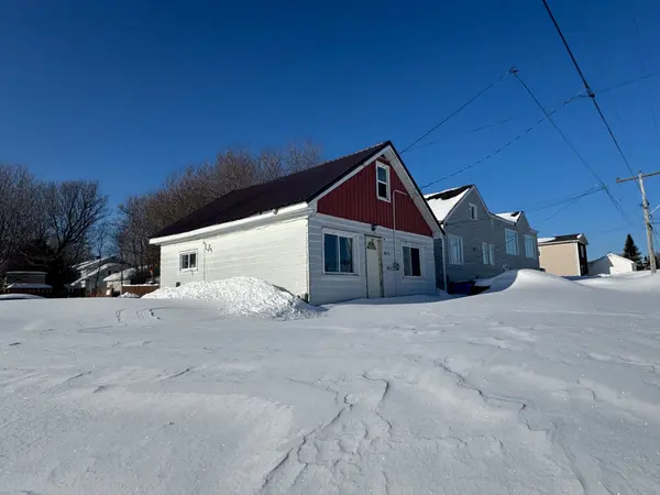 Timmins, ON P4N 3X5,615 Park AVE