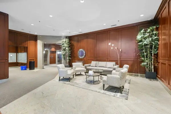 Lower Town - Sandy Hill, ON K1N 0A9,234 Rideau ST S #2301