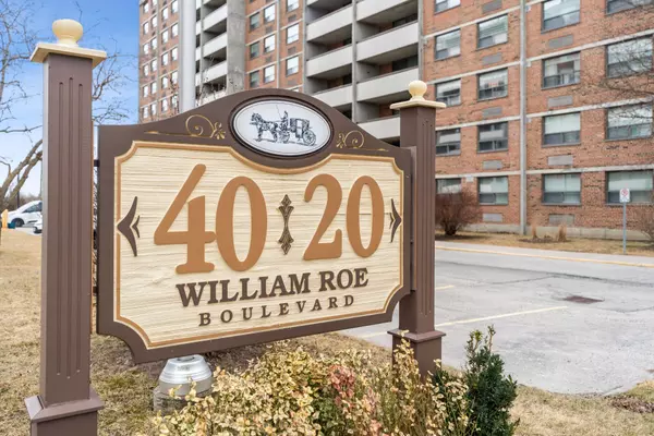 20 William Roe BLVD #307, Newmarket, ON L3Y 5V6