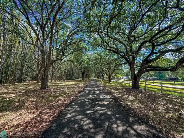 5400 HANCOCK RD, Southwest Ranches, FL 33330