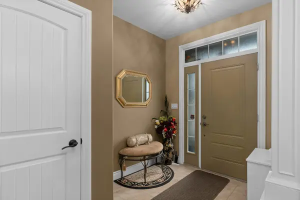 Loyalist, ON K7N 0A3,102 Blakely ST