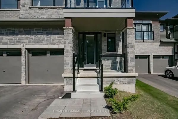 4 Whitton DR, Brantford, ON N3T 5L5