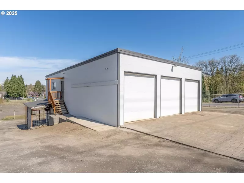 601 N 1ST AVE, Kelso, WA 98626