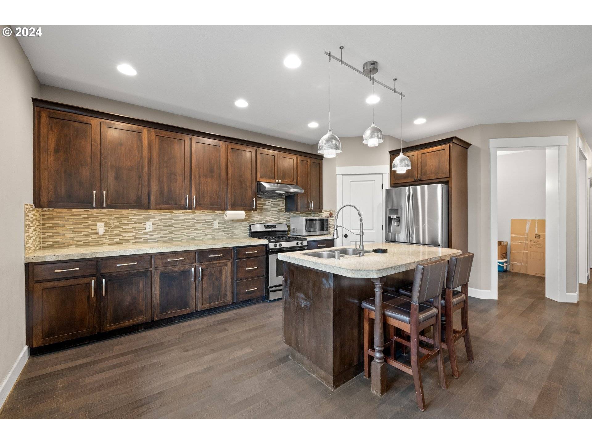 Washougal, WA 98671,3246 39TH CT