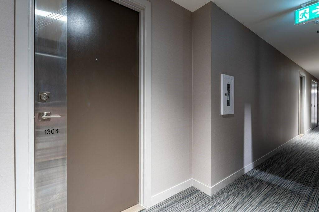 Burlington, ON L7R 0E5,2087 Fairview ST #1304
