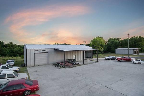 9025 U S 80,  Greenwood,  LA 71033