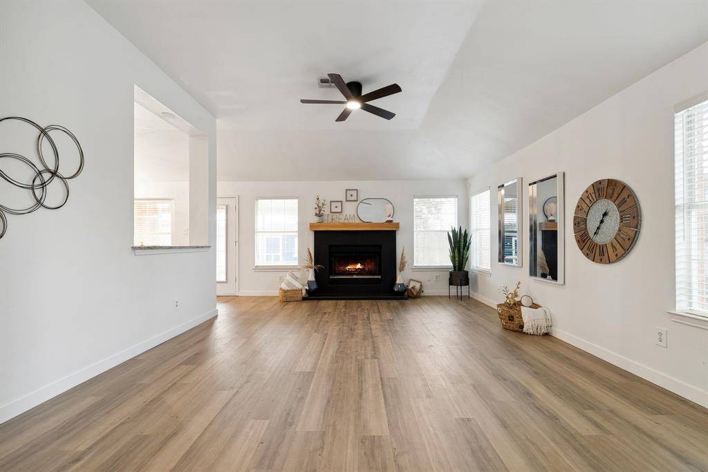The Colony, TX 75056,5901 Fox Drive