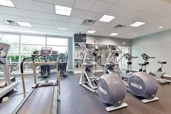 Toronto W06, ON M8Y 0A7,155 Legion RD N #1002
