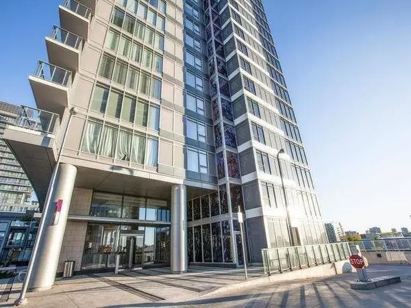 121 Mcmahon DR #1212, Toronto C15, ON M2K 0C2
