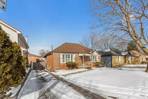 Toronto W05, ON M9M 1V5,70 Lovilla BLVD