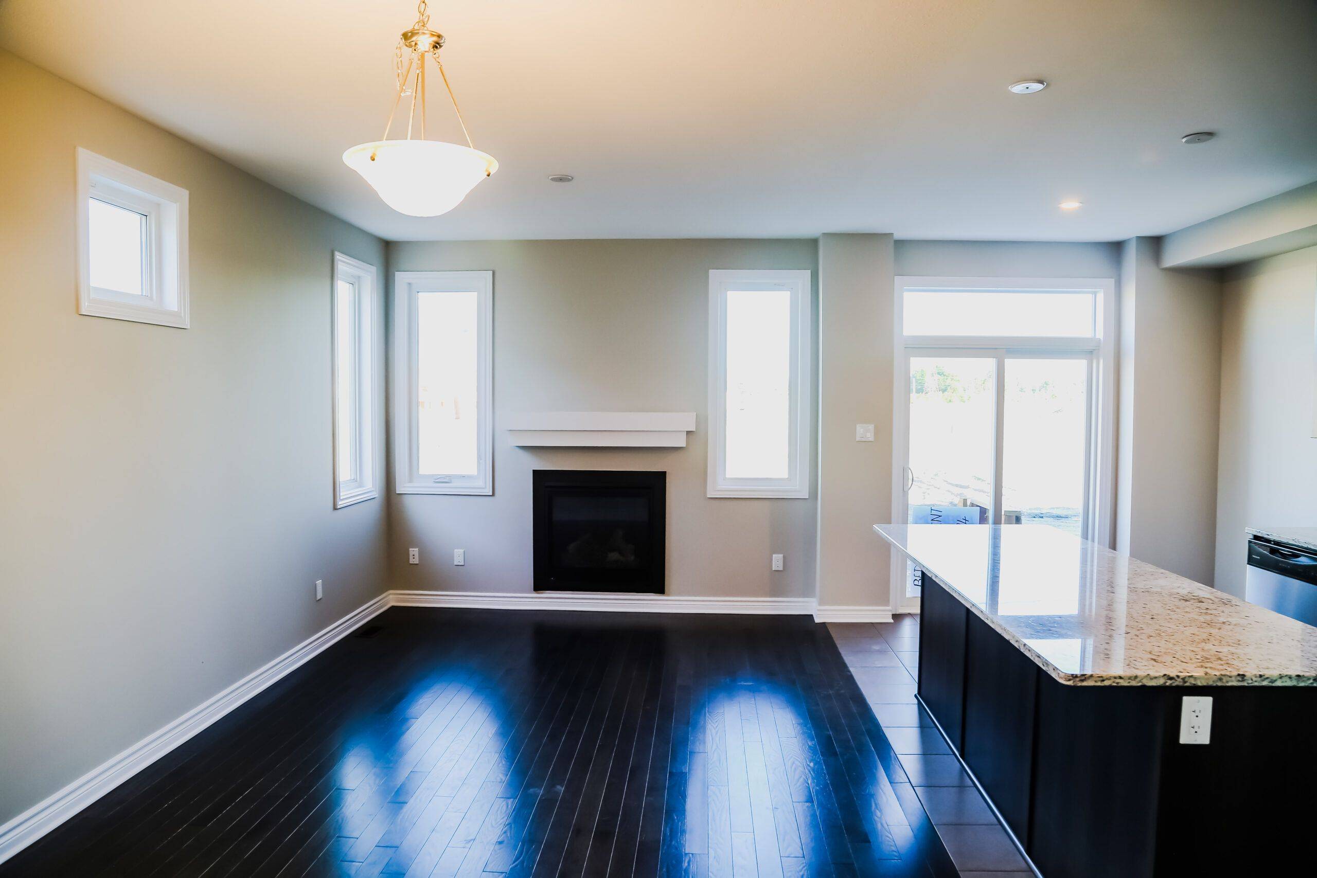 Stittsville - Munster - Richmond, ON K2S 0C1,193 Kimpton DR