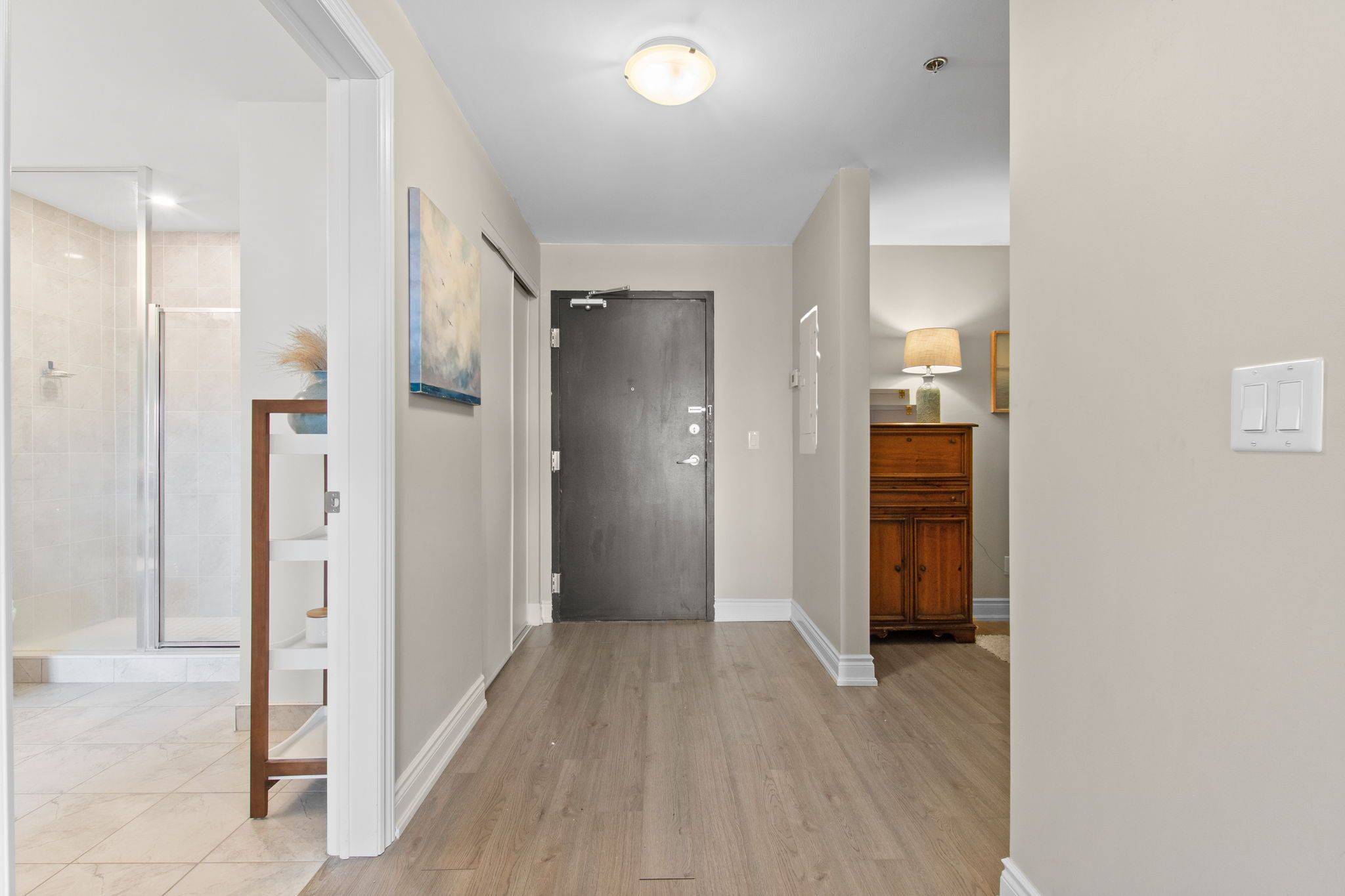 Clarington, ON L1B 0V4,21 Brookhouse DR #208