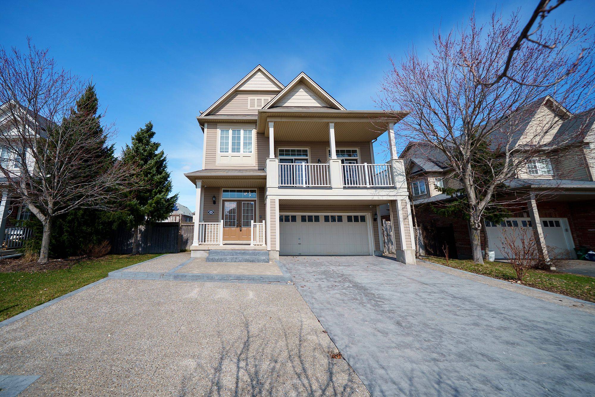 306 Blackburn DR, Brantford, ON N3T 0G1