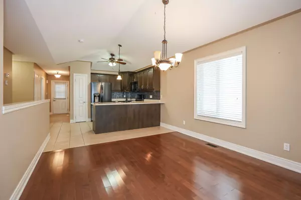 Fort Erie, ON L0S 1S0,2476 OLD MILL RD E