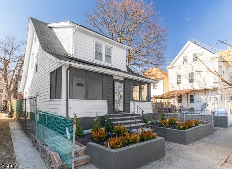 Paterson City, NJ 07513,854 E 24th St