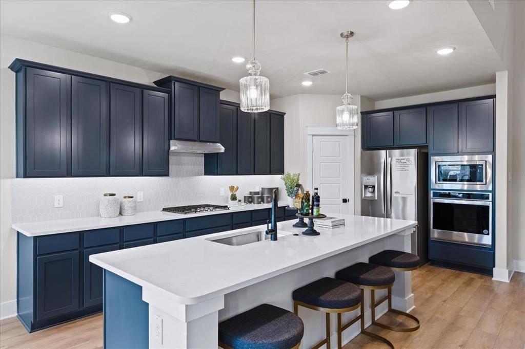 3149 Redbud Flower Lane, Midlothian, TX 76084