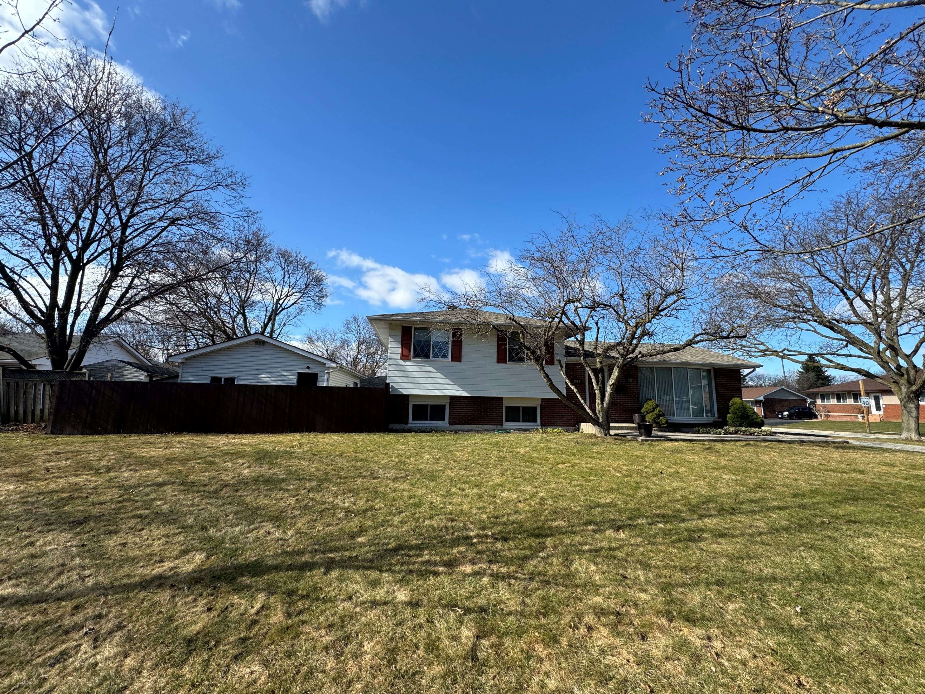 3099 Northview CRES, Burlington, ON L7M 1B2