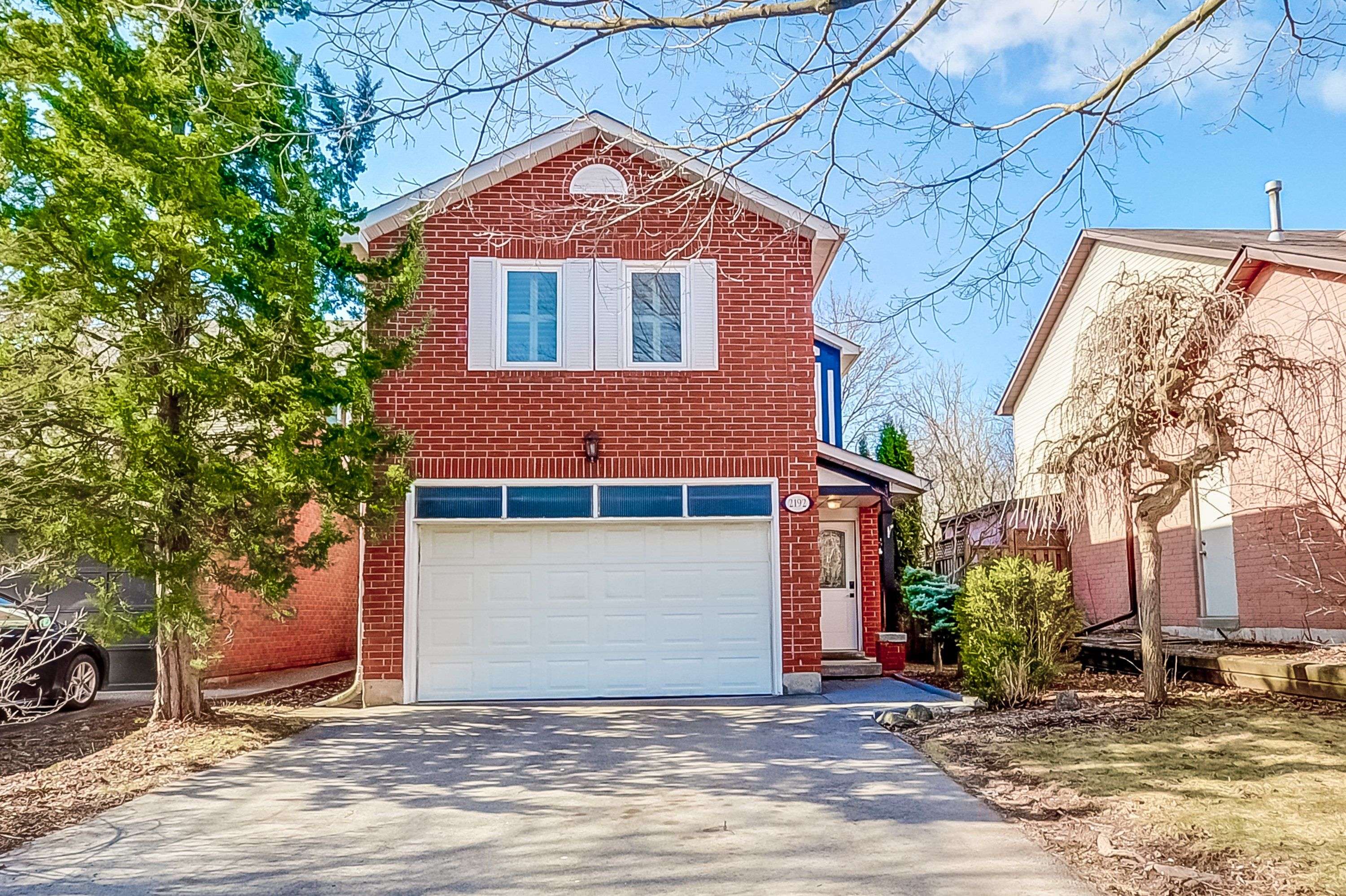 2192 Margot ST, Oakville, ON L6H 3M1
