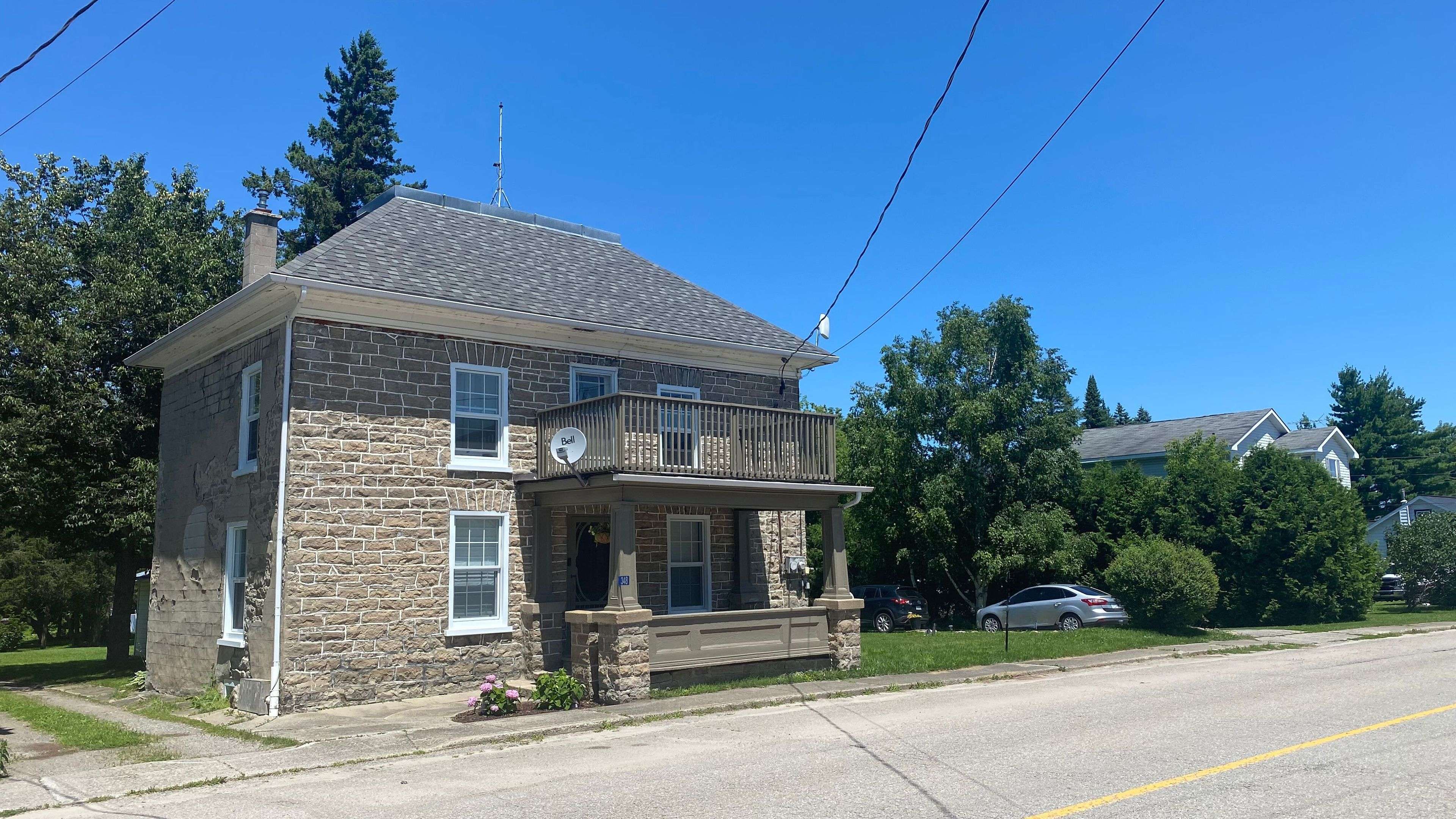 Elizabethtown-kitley, ON K0E 1H0,348/350 8 Line E