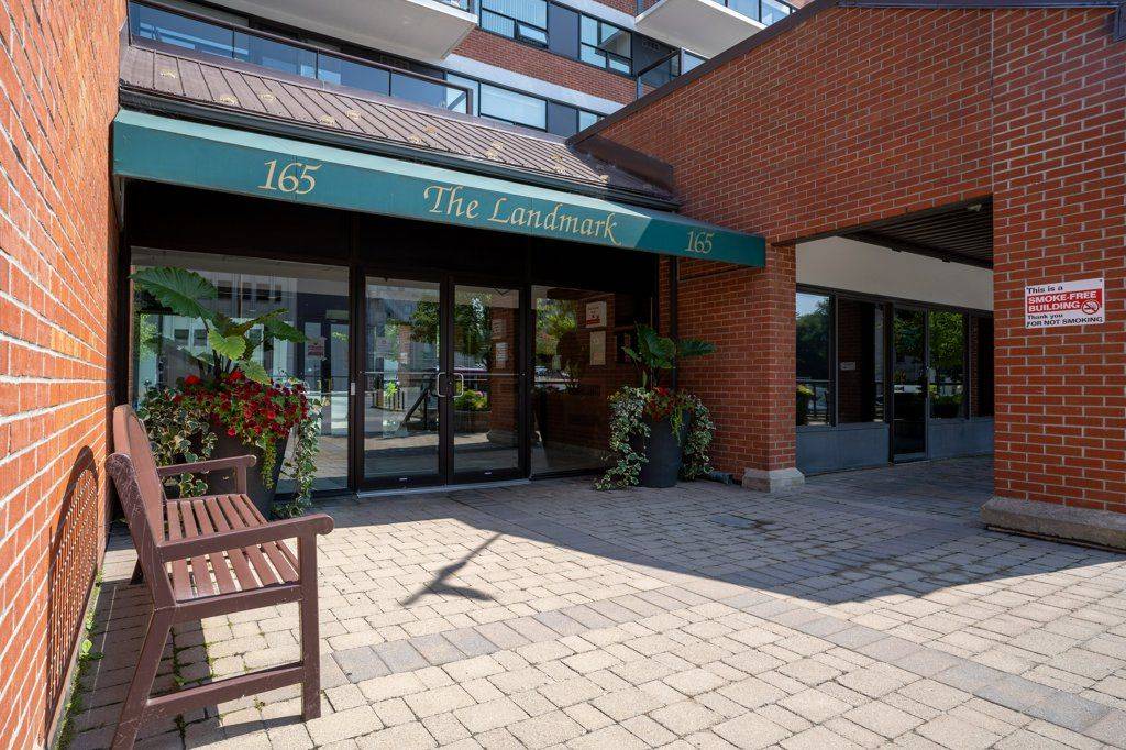 165 ONTARIO ST #408, Kingston, ON K7L 2Y6