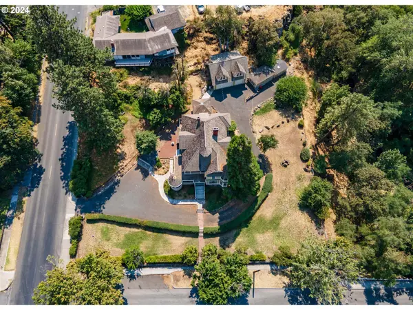 The Dalles, OR 97058,608 W 6TH ST