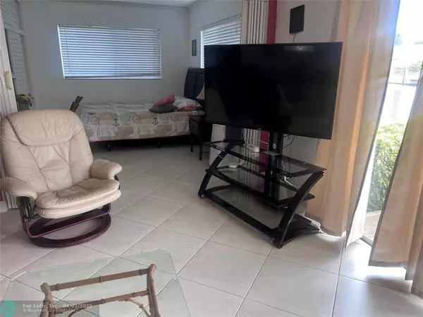 Fort Lauderdale, FL 33306,2850 NE 30th St #1