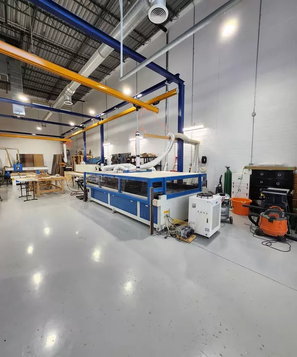 Burlington, ON L7T 0C5,1162 King RD #2
