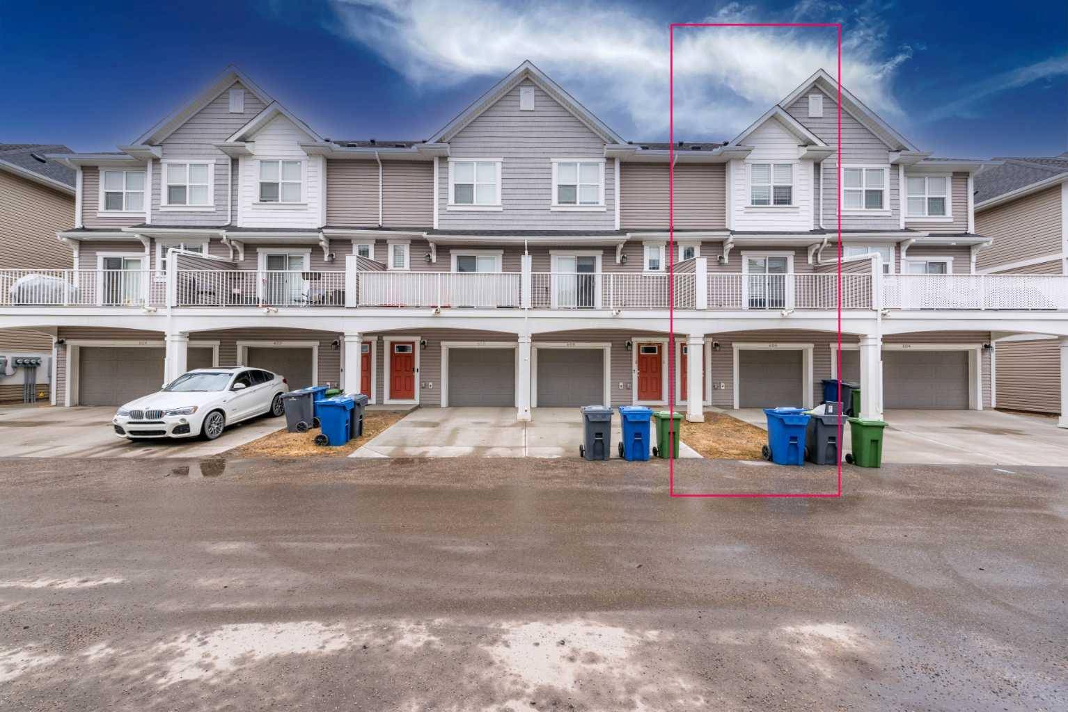 606 Copperstone MNR SE, Calgary, AB T2Z 5G4