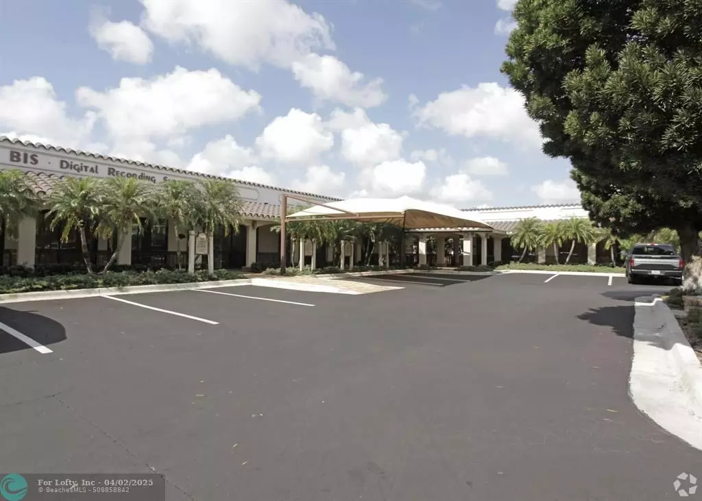 Fort Lauderdale, FL 33334,1350 NE 56th St