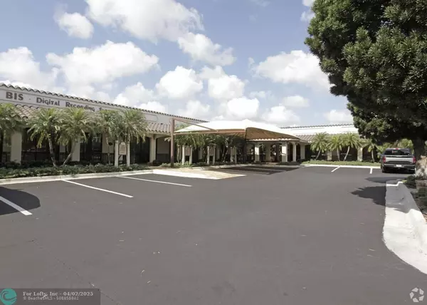 1350 NE 56th St, Fort Lauderdale, FL 33334