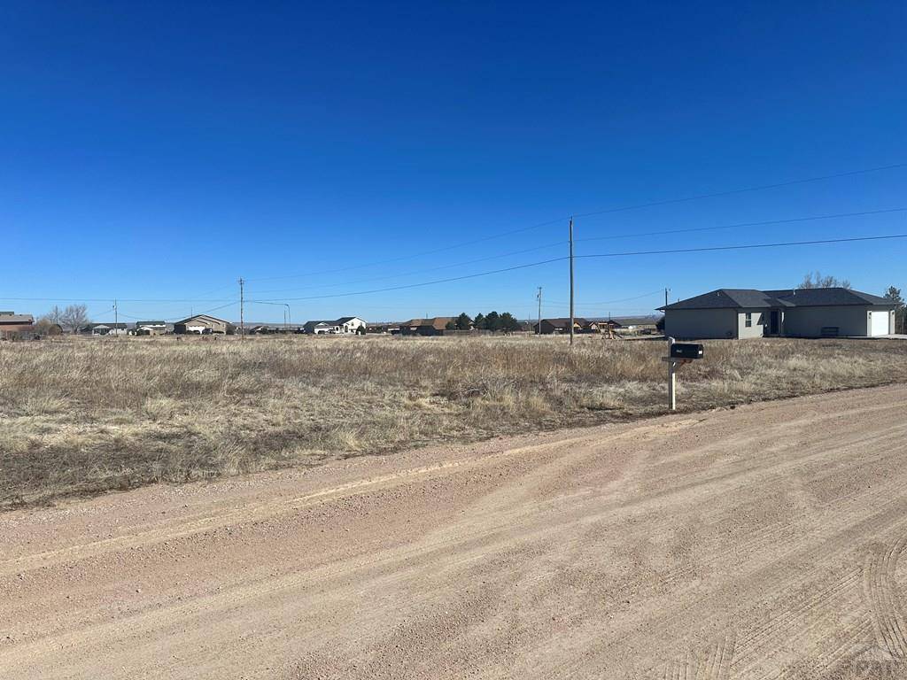 1260 N Marwyck Dr, Pueblo West, CO 81007