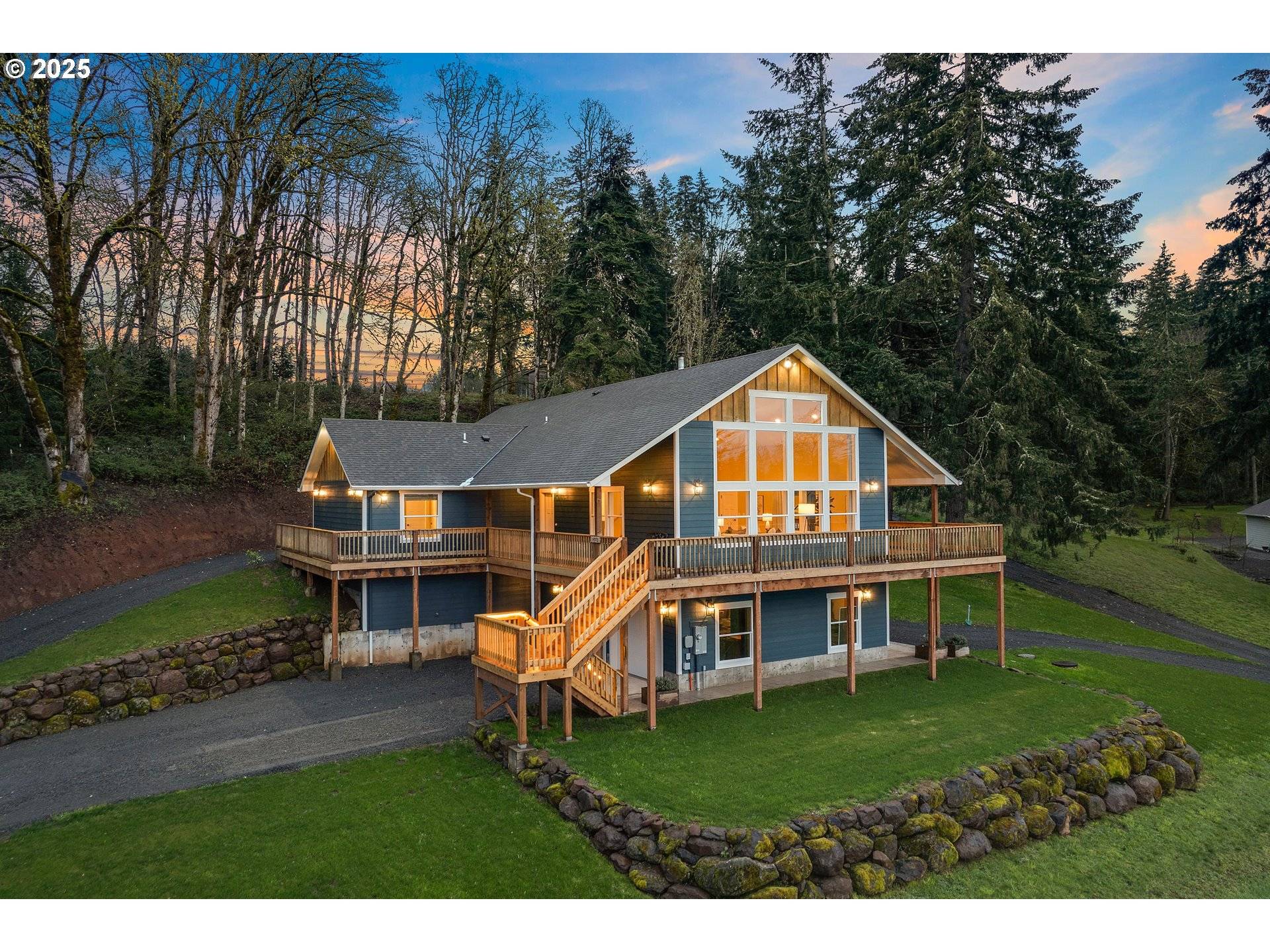 14970 S TEASEL CREEK RD, Molalla, OR 97038