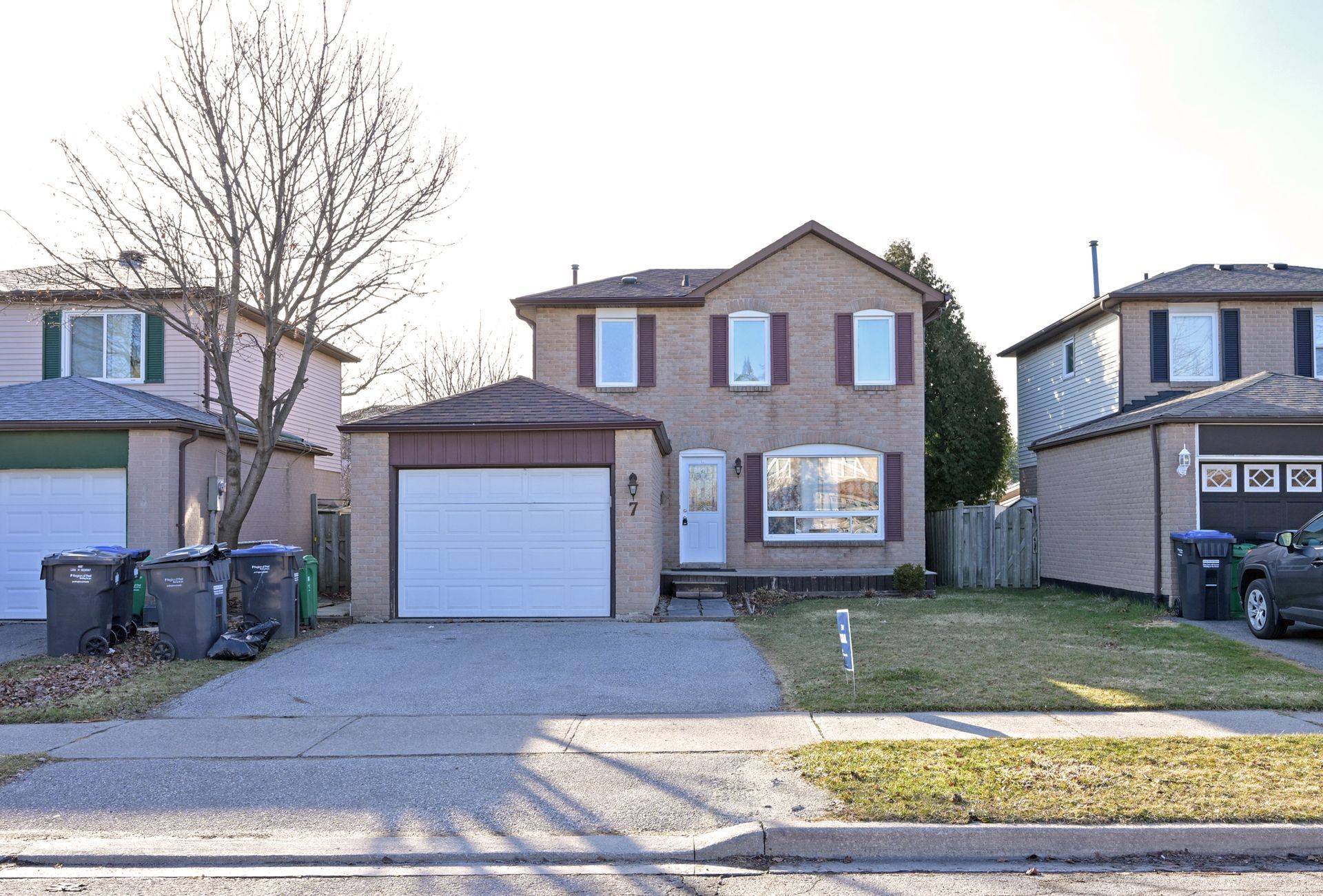 7 Norma CRES, Brampton, ON L6S 4H1