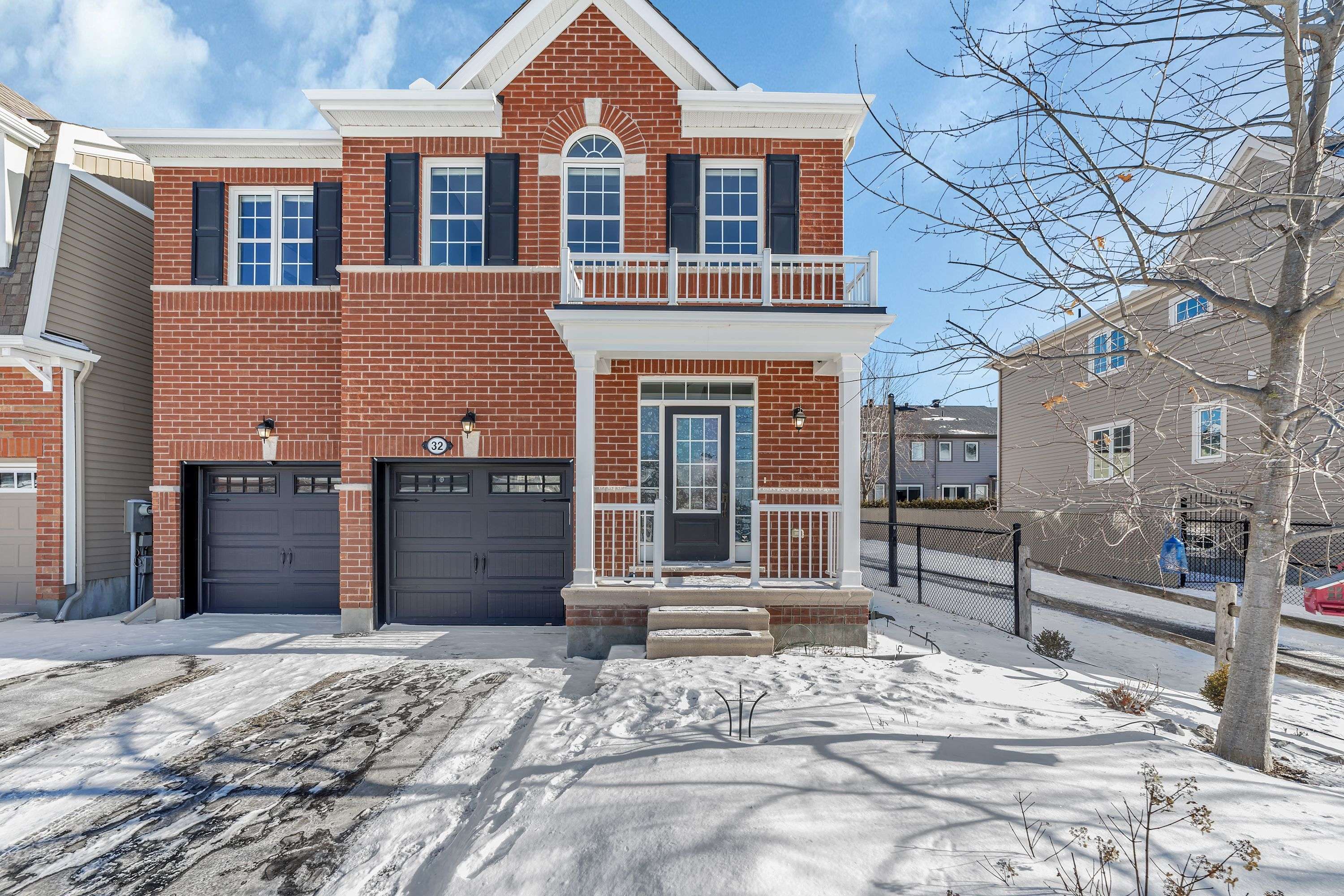 32 Solaris DR, Kanata, ON K2M 0L6