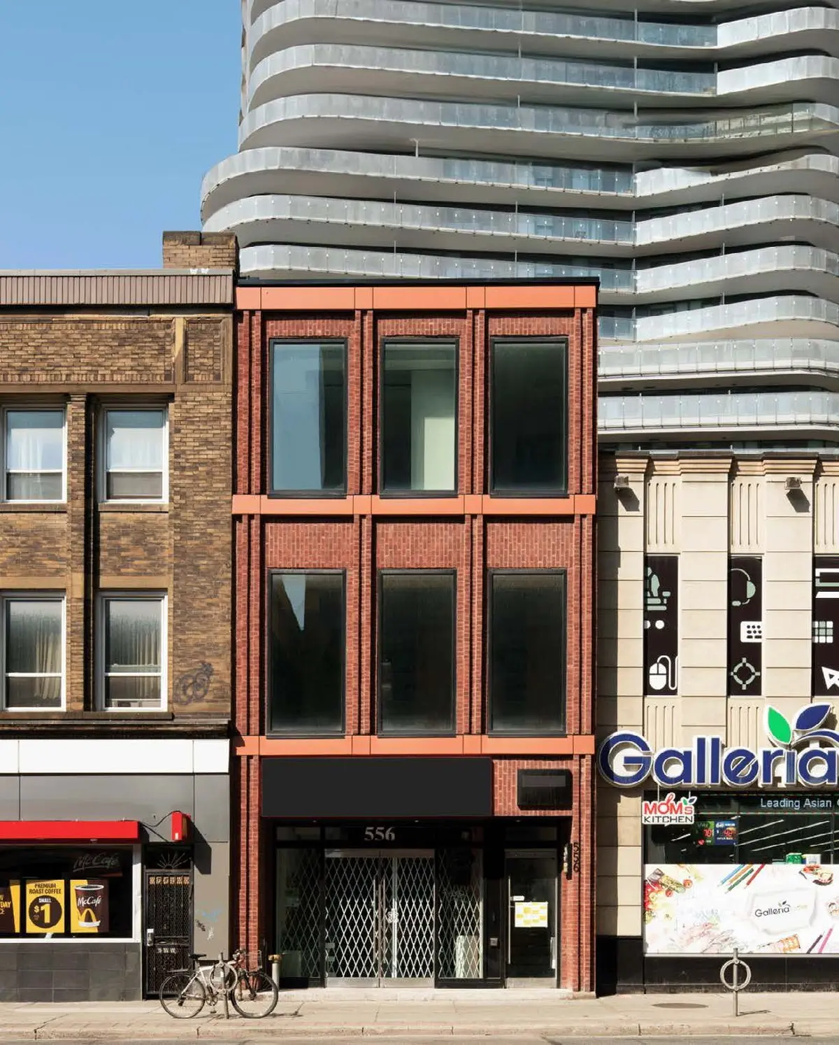 Toronto C01, ON M4Y 1Y9,556 Yonge ST #3rd Floor