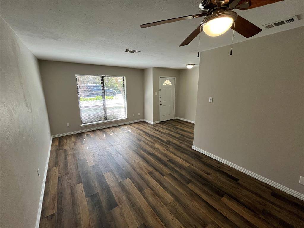 Carrollton, TX 75006,1506 Parkside Drive