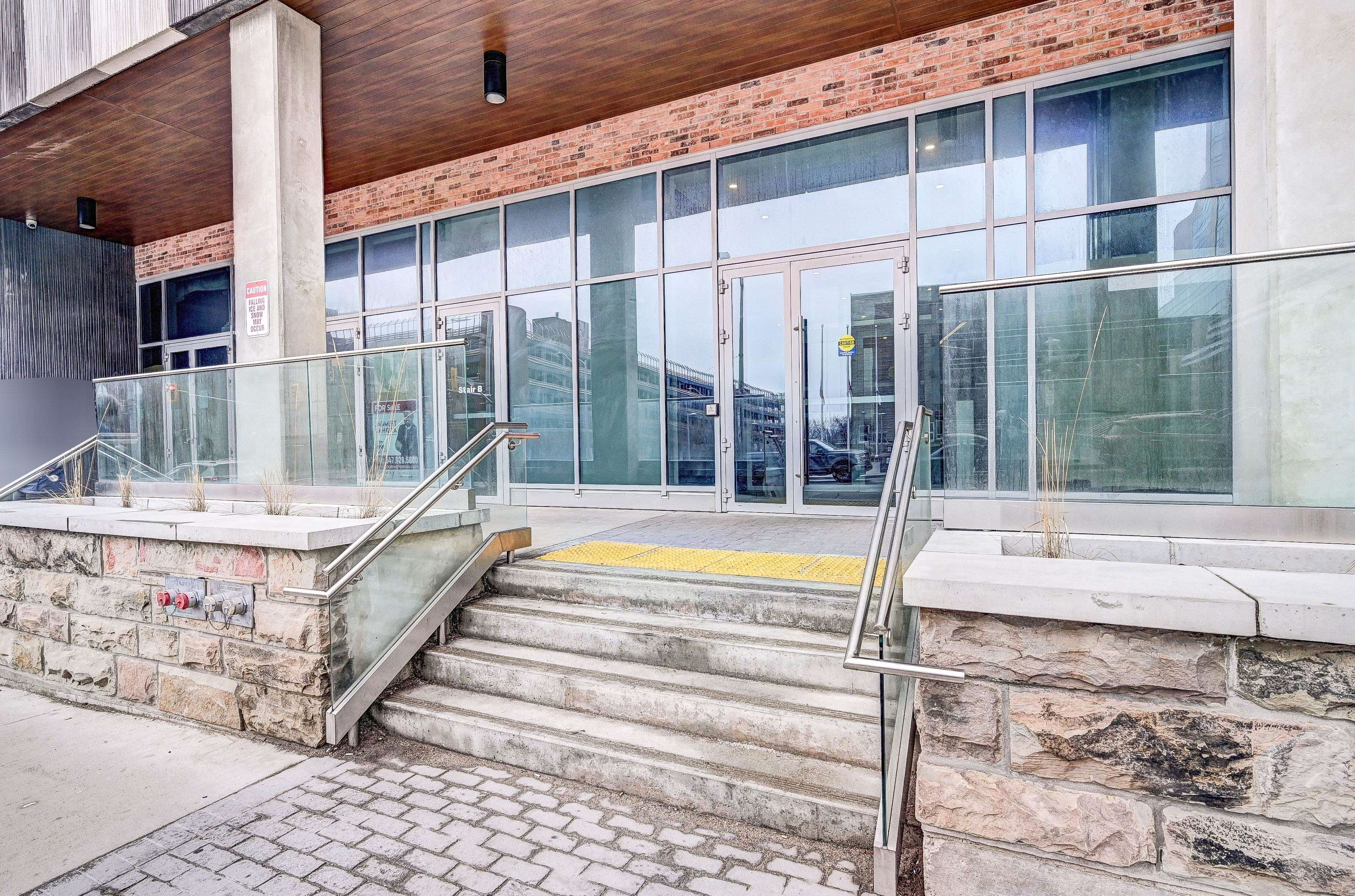 Kitchener, ON N2H 0C7,60 Frederick ST #305