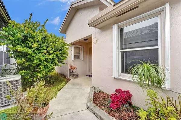 Tamarac, FL 33321,6967 NW 69th Ct