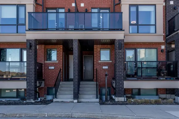 Brampton, ON L9C 4R1,100 Dufay RD #15