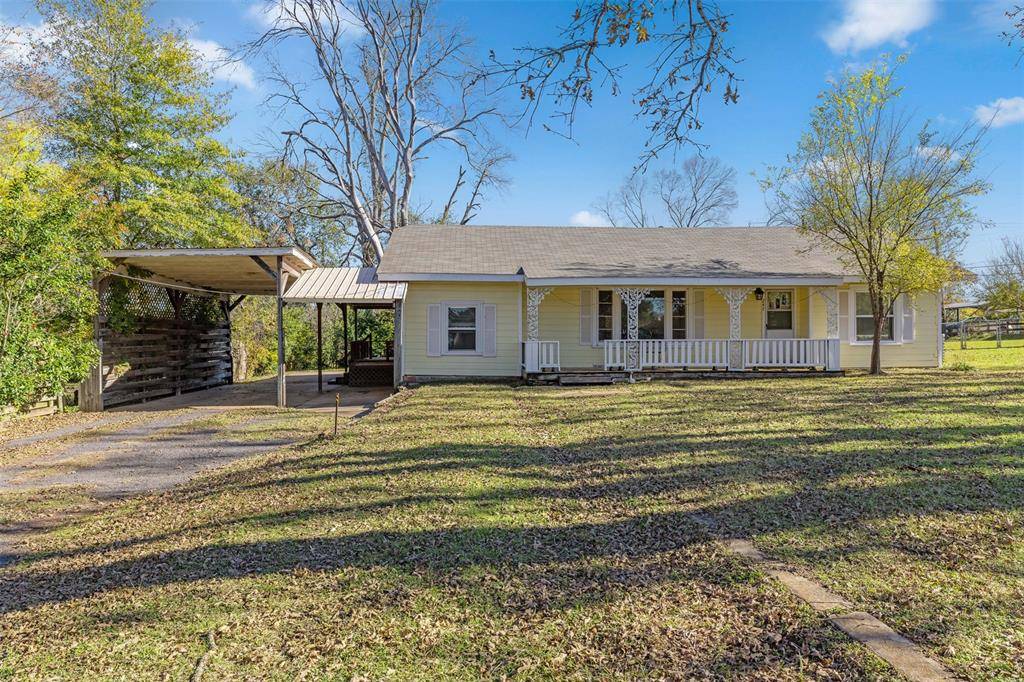 247 N 1st Street,  Buffalo,  TX 75831
