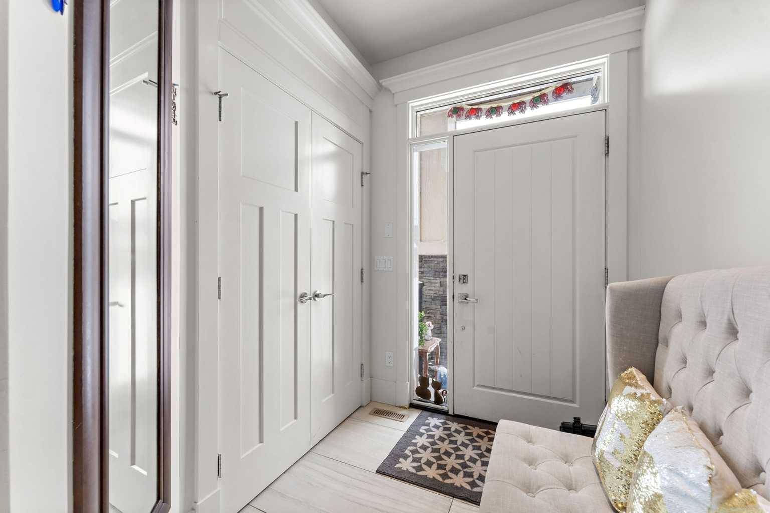 Chestermere, AB T1X 0R7,129 Kinniburgh Gardens Chestermere
