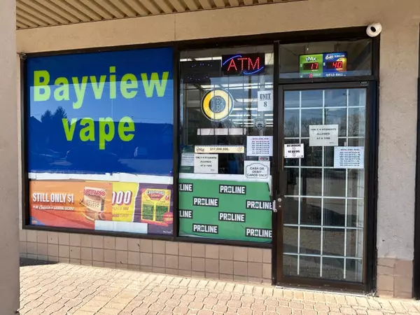 Richmond Hill, ON L4C 3N8,10610 Bayview AVE #8 & 8A
