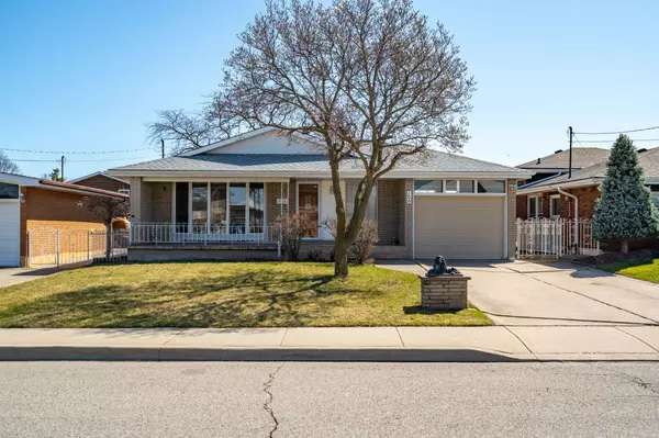 Hamilton, ON L8G 2H4,106 Owen PL