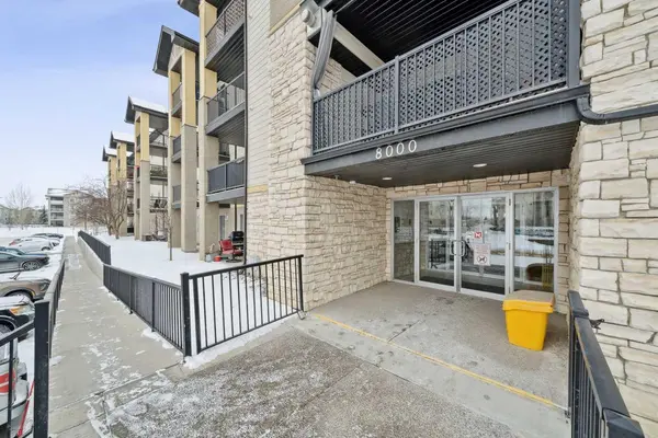 304 MACKENZIE WAY SW #8406, Airdrie, AB T4B3H8