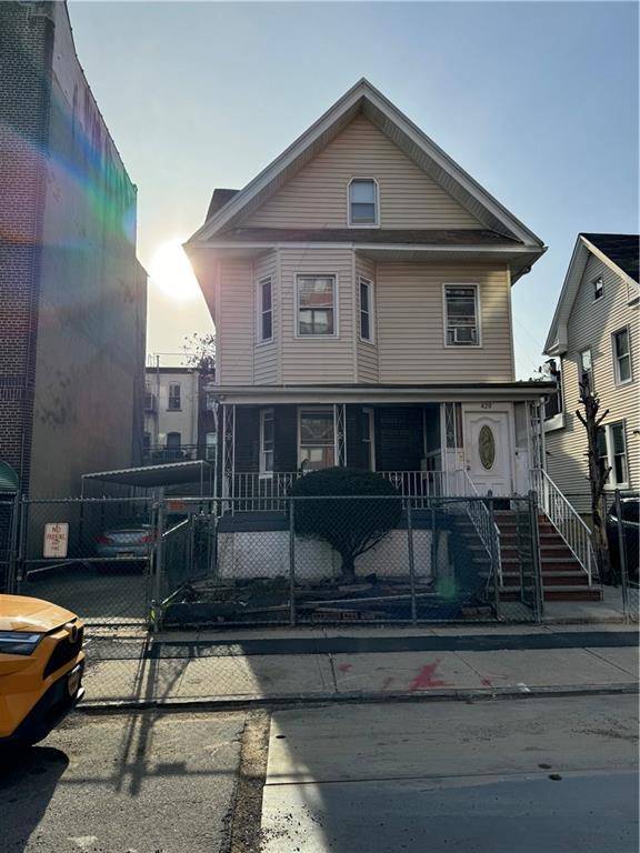 420 Stratford RD, Brooklyn, NY 11218